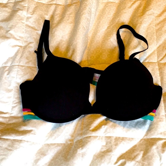 Flirtitude 38c Black Tshirt Bra 